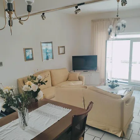 Sunny New Classic House * Kandiye